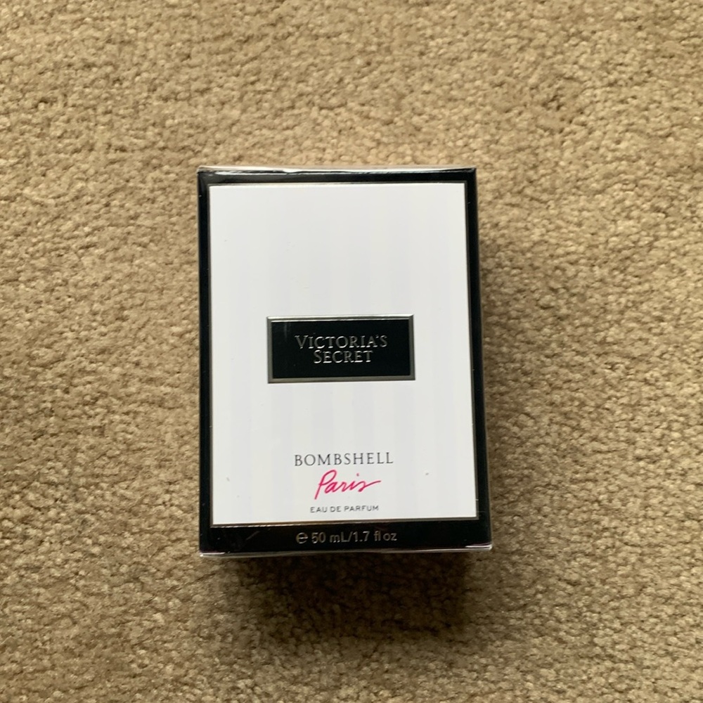 VS Bombshell Paris Perfume